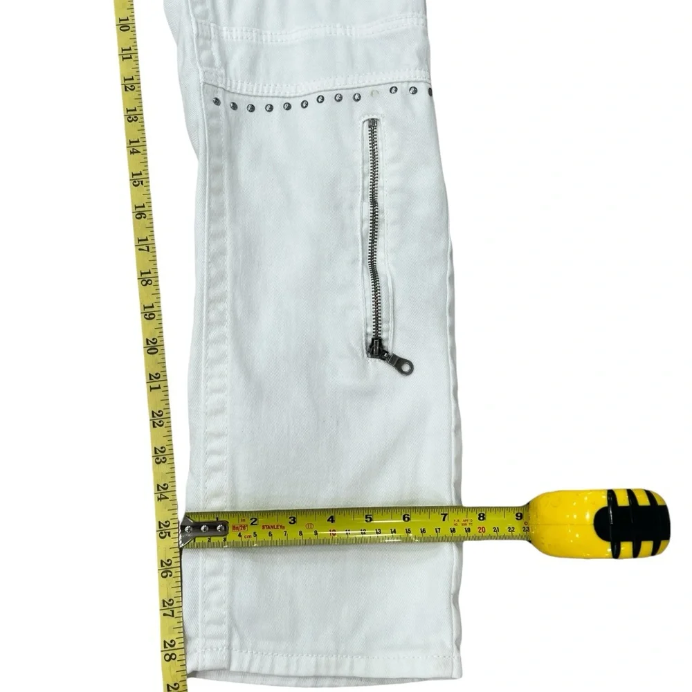 Demolition Men's Relaxed Fit Jeans - White in size 36 Waist 28.5 Inseam Reg Rise